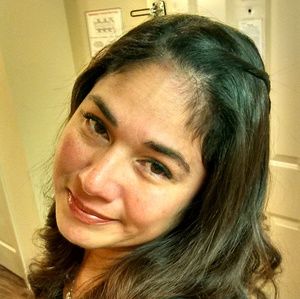 Meet your Posher, Yvette